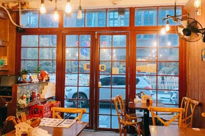 嘴刁是一種毛?。咳ツ闹危腿ナ氲竭^橋米線治