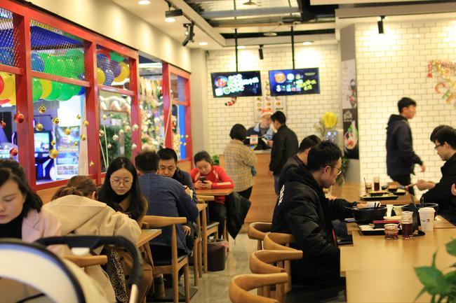 十秒到米線門店